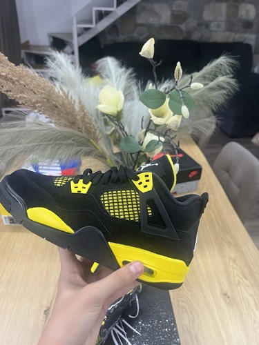 Air jordan retro thunder - 4,