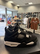Taglia 10 - Air Jordan 4 Retro