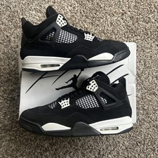 Taglia 11 - Air Jordan 4 Retro